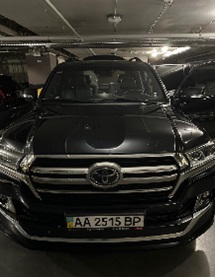 Автомобіль марки TOYOTA, модель LAND CRUISER 200, 2019 року випуску, тип – загальний легковий - загальний універсал - В, номер державної реєстрації AA2515ВР, колір – чорний, VIN JTMCV02J104289693, (інвентарний номер 4000052944)