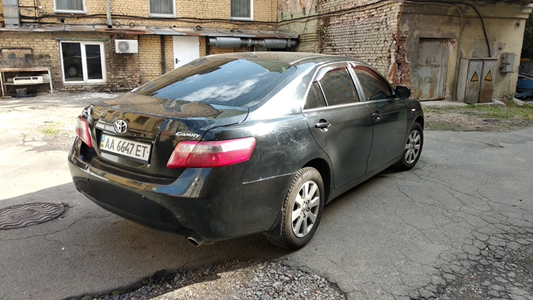 Автомобіль Toyota Camry 2.4 2007 року випуску, колір чорний, об’єм двигуна 2362 куб.см. та основні засоби у кількості 32 одиниці. Основні засоби будуть передані покупцю у строк до завершення процедури ліквідації банку (детальна інформація в публічному паспорті активів)