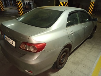 Автомобіль TOYOTA COROLLA 2010 р.в., колір сірий, об’єм двигуна 1598 см. куб, вид палива – бензин, номер кузова: JTNBV56E60J094644, номер державної реєстрації: КЕ6095АІ. Основні засоби у кількості 12 одиниць