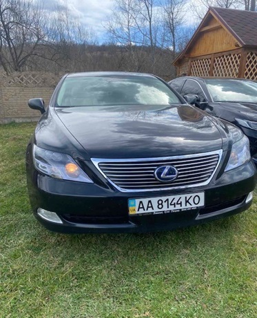 Легковий автомобіль (Загальний легковий седан-В), LEXUS LS 600, 2008 року випуску, номер кузова JTHDU46F985006952, номер державної реєстрації AA8144KO, інвентарний номер 1051011001.