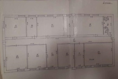 Нежитлова будівля, загальною площею 861,9 кв. м, за адресою: Донецька обл., м. Чистяково (був. м. Торез), вулиця Ніколаєва, будинок 35 а. Реєстраційний номер об`єкту нерухомого майна: 277682. Інвентарний № 90383. Основні засоби у кількості 151 шт