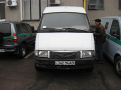 Автомобіль ГАЗ 2705, рік випуску 2001, номер шасі, кузова 270500Y0057986, номер державної реєстрації 34294АВ